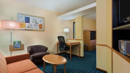 Fairfield Inn & Suites by Marriott Springdale - image 8