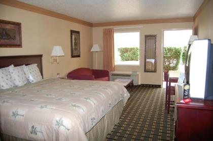 Executive Inn and Suites Springdale - image 15