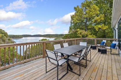 The Dogwood · 5BR - The Dogwood *NEW* Spring Discounts ON Lake - image 12