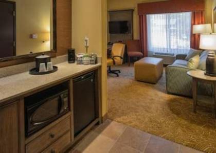 Hampton Inn & Suites Springdale/Zion National Park - image 11