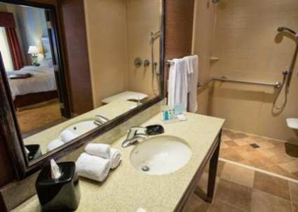 Hampton Inn & Suites Springdale/Zion National Park - image 7