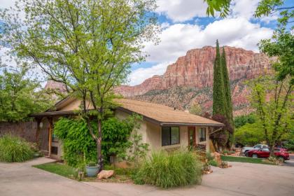 Red Rock Inn Cottages - image 4