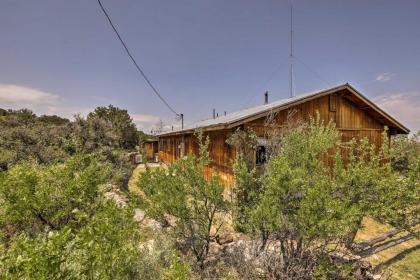 Peaceful Ranch Cabin with Scenic Views 6 Mi to Town - image 14