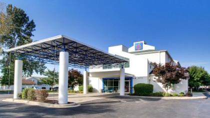 Motel 6-Springfield IL - image 5