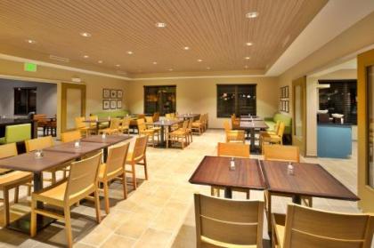 Country Inn & Suites by Radisson Springfield IL - image 2