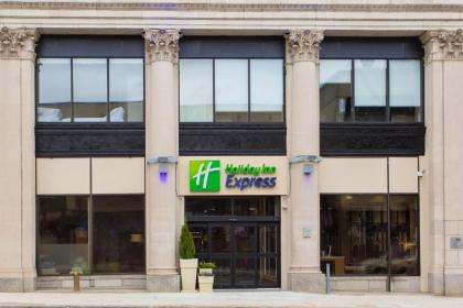 Holiday Inn Express - Springfield Downtown an IHG Hotel - image 11