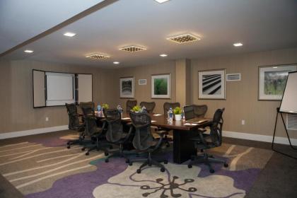 Hilton Garden Inn Springfield - image 4