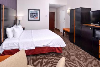 Hampton Inn Springfield - image 12