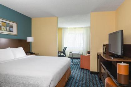 Fairfield Inn & Suites Springfield - image 15