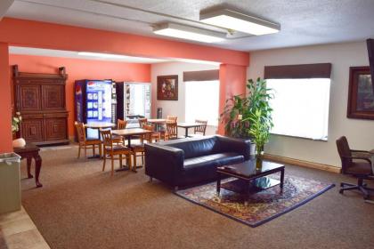 Motel 6-Springfield OH - image 9