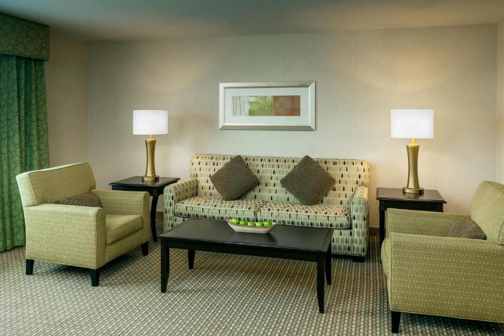 Hilton Garden Inn Eugene/Springfield - image 2