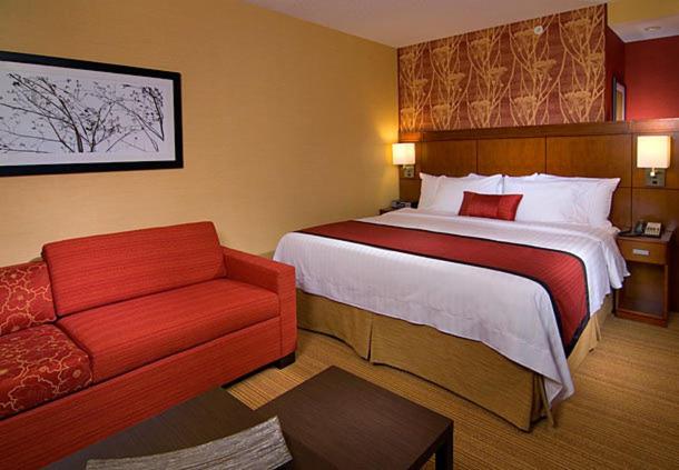 Courtyard by Marriott Philadelphia Springfield - image 3