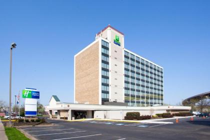 Holiday Inn Express Washington DC - Springfield an IHG Hotel - image 7