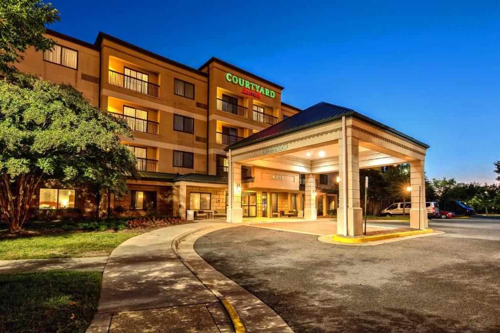 Courtyard by Marriott Springfield - main image