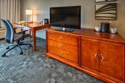 Courtyard by Marriott Springfield - image 4