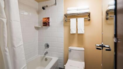 Best Western Springfield - image 9