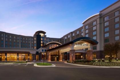 Embassy Suites Springfield - image 1