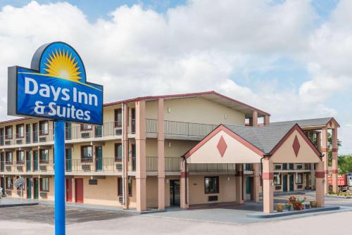 Days Inn & Suites by Wyndham Springfield on I-44 - main image