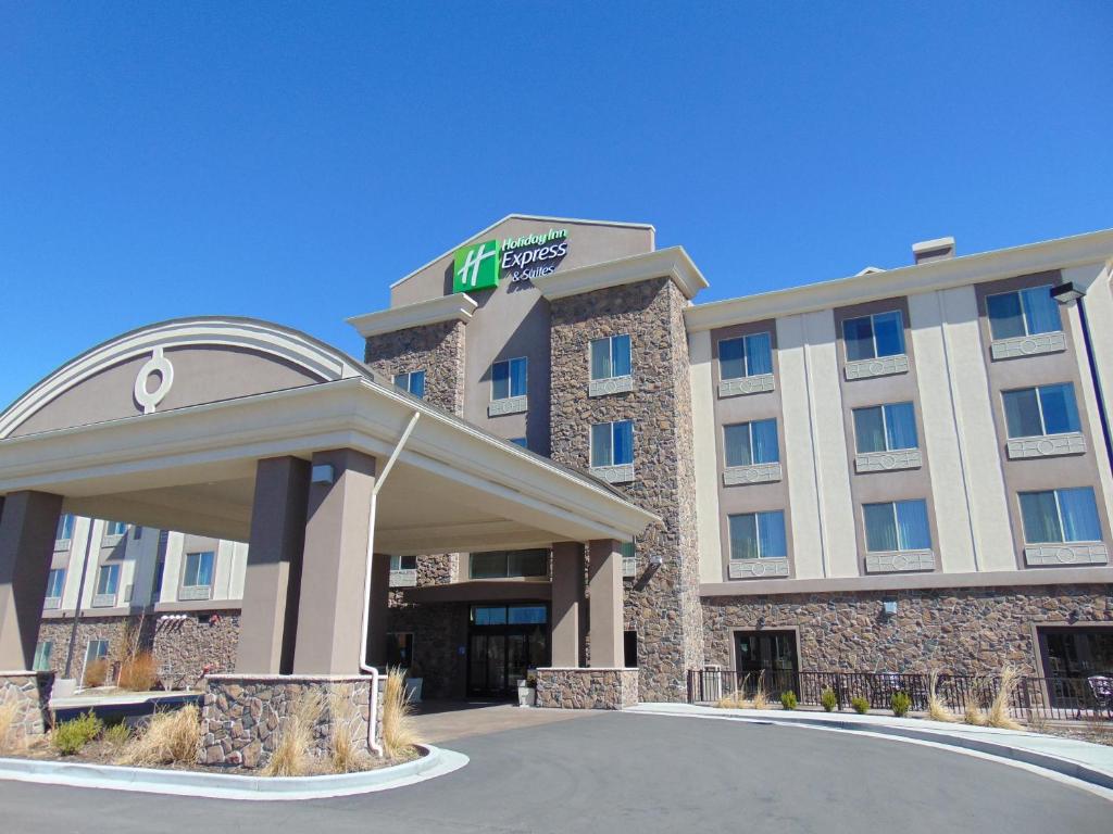 Holiday Inn Express Springville an IHG Hotel - image 4