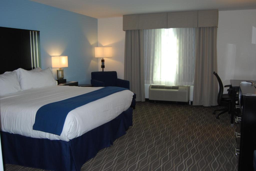 Holiday Inn Express Springville an IHG Hotel - image 5