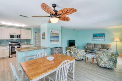 Seascape Family Beach Retreat - image 1