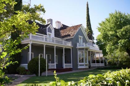 The Mulberry Inn -An Historic Bed and Breakfast - image 1