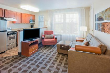 TownePlace Suites Minneapolis West/St. Louis Park - image 2