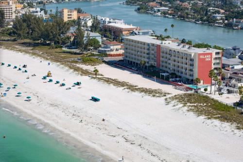 609 - Island Inn - image 3