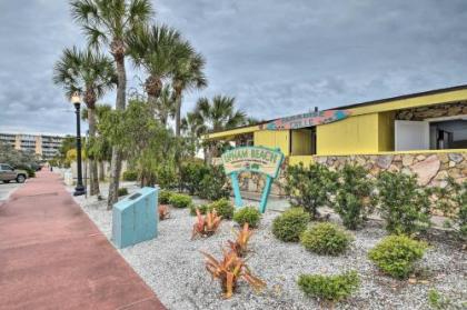 St Pete Beach Condo with Pool 5-Min Walk to Beach! - image 3