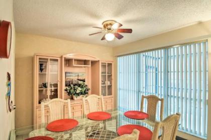 Madeira Beach Yacht Club Condo Walk to Shops! - image 3