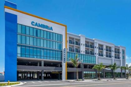 Cambria Hotel St Petersburg-Madeira Beach Marina - image 2