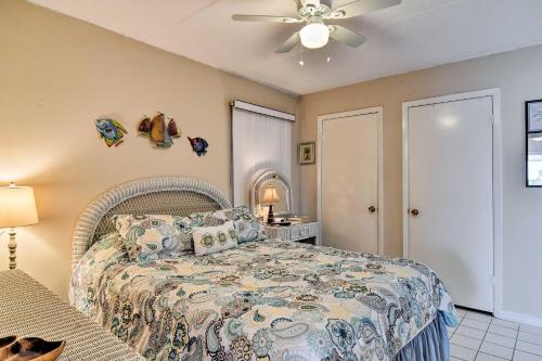 Colorful Bungalow with Pool Less Than 2Mi to Upham Beach! - image 2