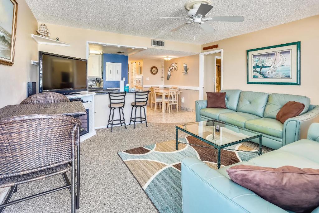 Sunset Chateau 312 Just remodeled Perfect Sunset Beach location - image 3