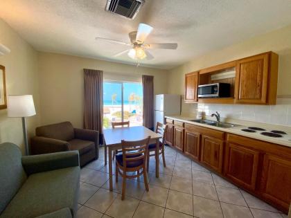 Palm Crest Resort Motel - image 16