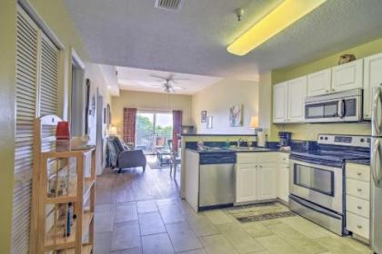 Condo with Marina View - Walk to Madeira Beach! - image 2