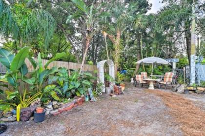 Quaint Jungle Hideaway Near Downtown St Pete