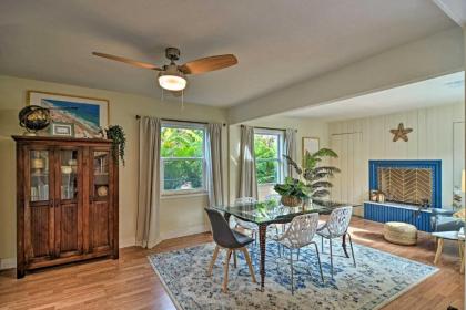 Cozy Jungle Escape Less Than 1 Mi to Gulfport Beach! - image 2