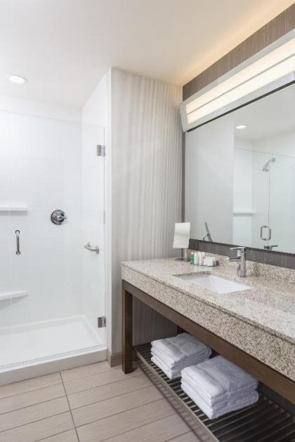 Courtyard by Marriott Stafford Quantico - image 3