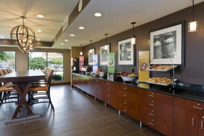 Hampton Inn Houston Stafford - image 7