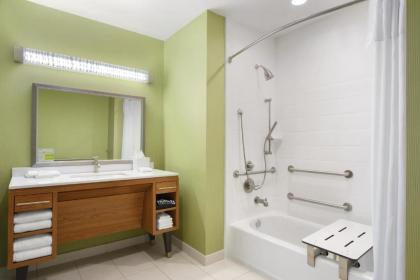 Home2 Suites by Hilton Houston Stafford - Sugar Land - image 11