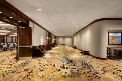 Hilton Stamford Hotel & Executive Meeting Center - image 11