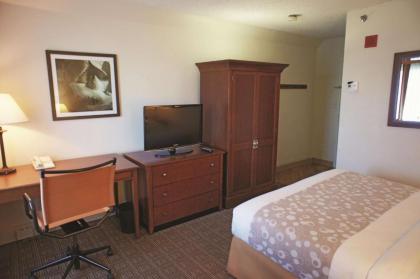 La Quinta by Wyndham Stamford / New York City - image 13