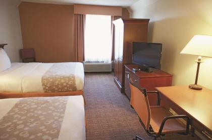 La Quinta by Wyndham Stamford / New York City - image 8