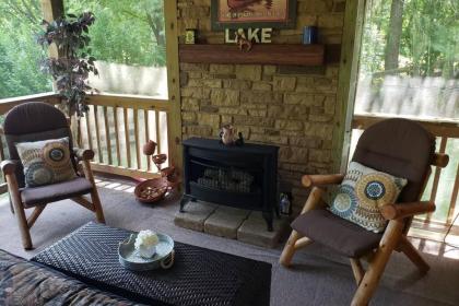 Lake Front Home 15 Min from BlueRidge Mountains. - image 15