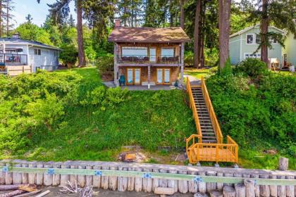 Warm Beach Bungalow Stanwood