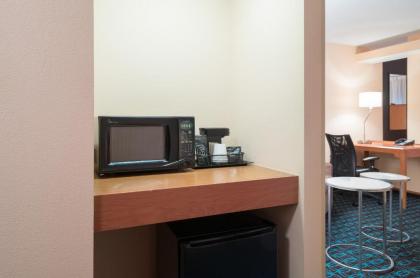 Fairfield Inn & Suites by Marriott State College - image 8