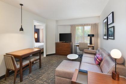 Residence Inn by Marriott State College - image 15