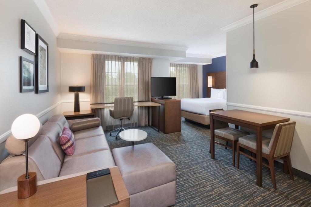 Residence Inn by Marriott State College - image 6