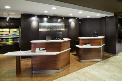 Courtyard by Marriott State College - image 10