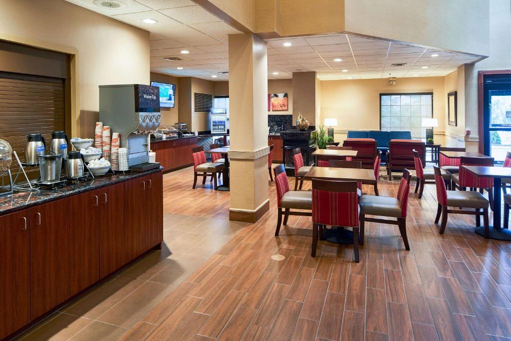 Comfort Suites near Penn State - State College - image 2